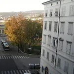 Stazione 2* Triëst