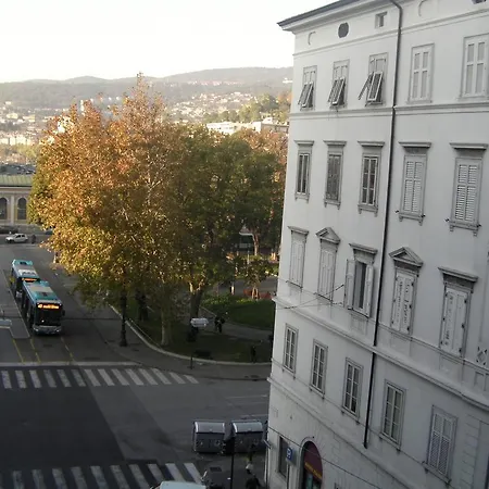 Stazione 3* Triest