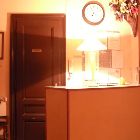 Stazione 2* ترييستي