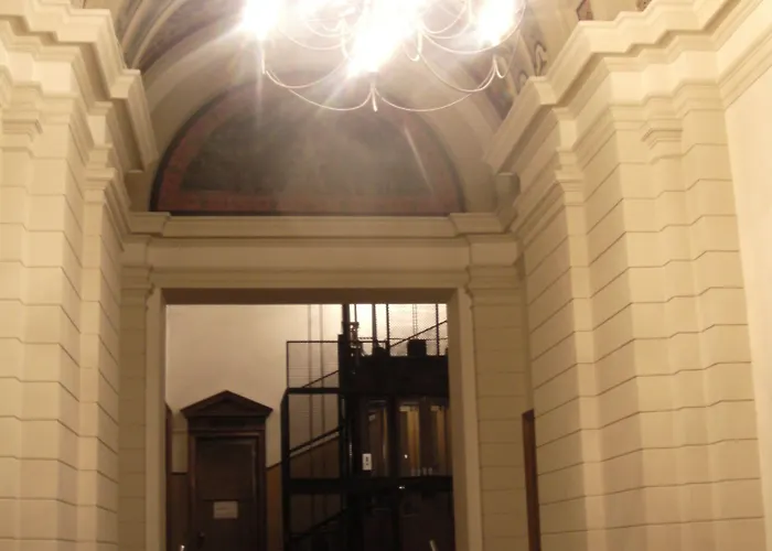 Stazione Гостевой дом Триест